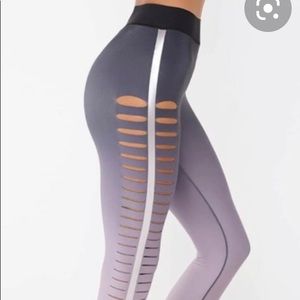 Ultracore Slash Leggings